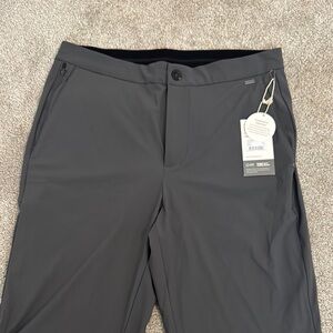 Vuori Men's Charcoal Joggers